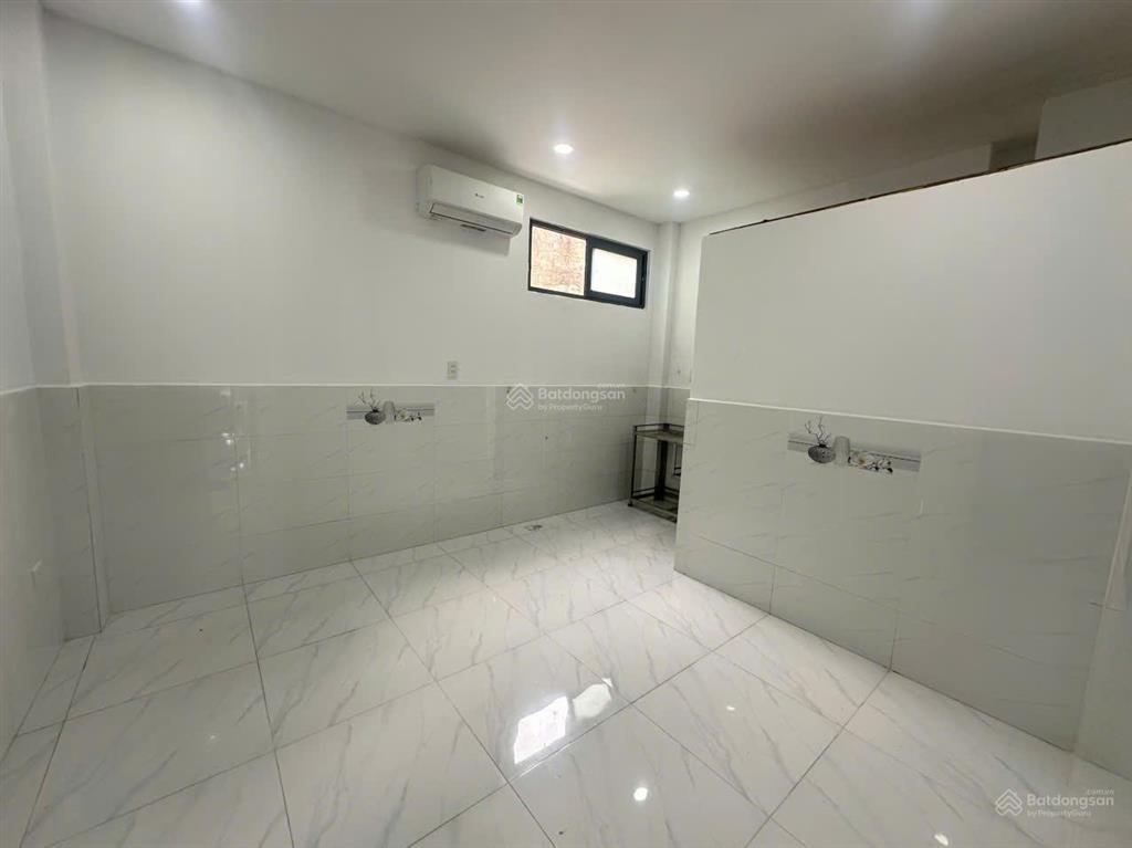 Chdv giá rẻ ngay quận trung tâm  full nội thất mới 100%, pccc, vân tay  chỉ 3,9tr/th  vào ở ngay