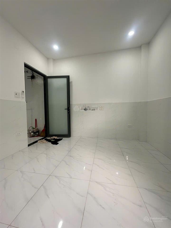 Chdv giá rẻ ngay quận trung tâm  full nội thất mới 100%, pccc, vân tay  chỉ 3,9tr/th  vào ở ngay