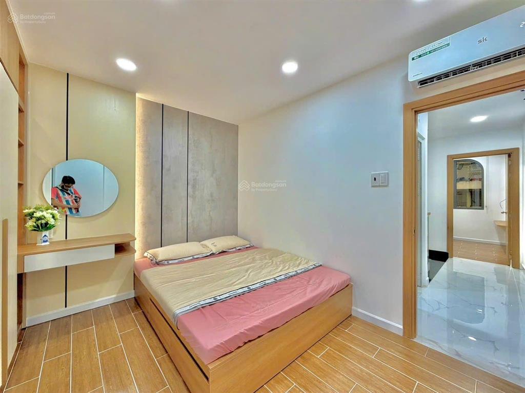 Nhà đẹp 5 tầng 6pn ngay hoàng văn thụ phú nhuận  full nội thất  chỉ nhỉnh 8tyx