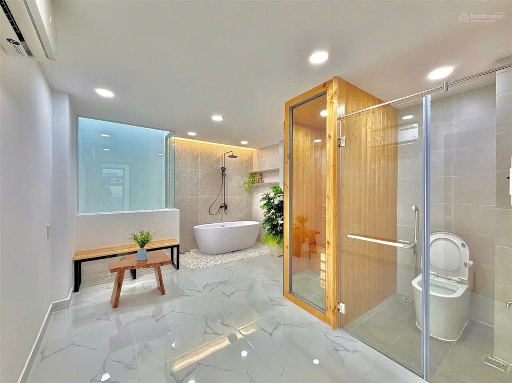 Nhà đẹp 5 tầng 6pn ngay hoàng văn thụ phú nhuận  full nội thất  chỉ nhỉnh 8tyx