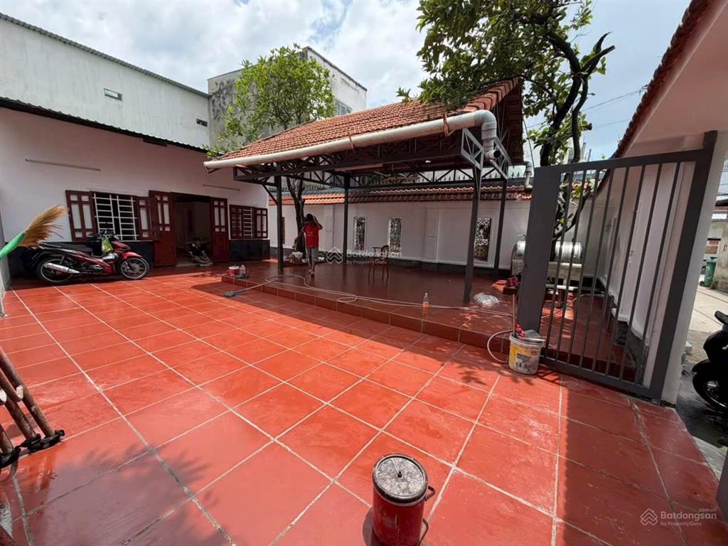 Bán gấp nhà hồ văn long, bình tân, 9x16.8m, giá rẻ 3.4 tỷ