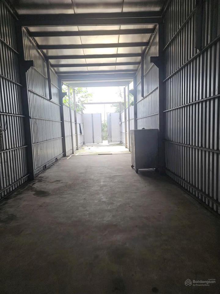 Bán gấp nhà mặt tiền lê ngung, gần khu tên lửa, 4x20m