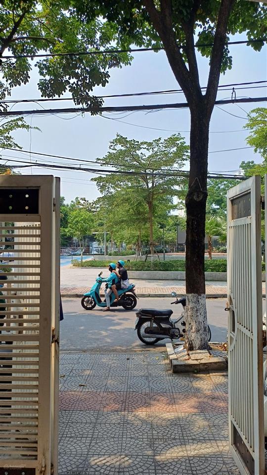 Chô thuế nhà 3 tầng làm văn phòng, công ty.