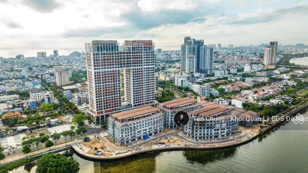 Căn 2pn ponte tầng cao view cầu pháo hoa, cầu trần thị lý  diện tích 70,1m2  giá 7,3 tỷ