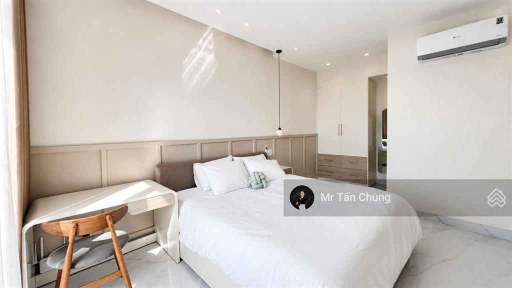 Căn 1pn+ full nội thất tầng cao view cầu rồng, sông hàn, pháo hoa  diện tích 48,6m2  giá 5,2 tỷ