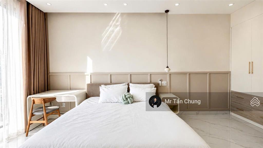 Căn 1pn+ full nội thất tầng cao view cầu rồng, sông hàn, pháo hoa  diện tích 48,6m2  giá 5,2 tỷ