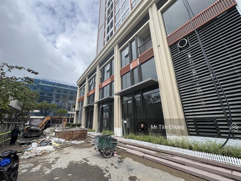 Shophouse khối đế ponte mặt tiền 6,6m  dt 140m2  đường 7m bên đường trần hưng đạo  giá 11,9 tỷ