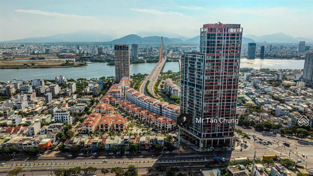 Căn 1pn+ full nội thất tầng trung view biển  diện tích 49m2  giá 5,2 tỷ