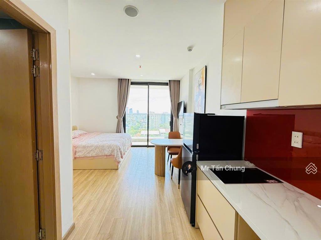 Sẵn cho thuê căn studio full nội thất view biển ponte tầng trung  diện tích 29m2  giá 15tr/tháng