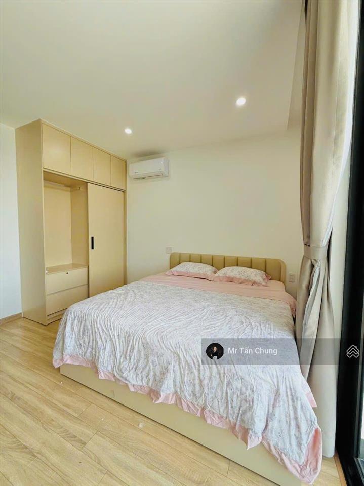 Sẵn cho thuê căn studio full nội thất view biển ponte tầng trung  diện tích 29m2  giá 15tr/tháng