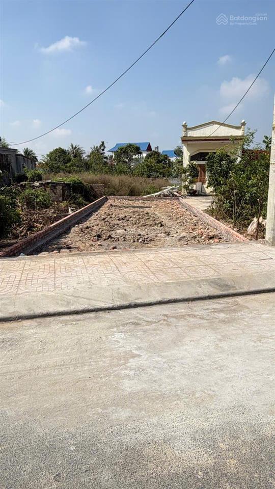 Mở bán lô trục thôn thấp linh  kiến minh  hải phòng. đường chạy thẳng vào ga.
