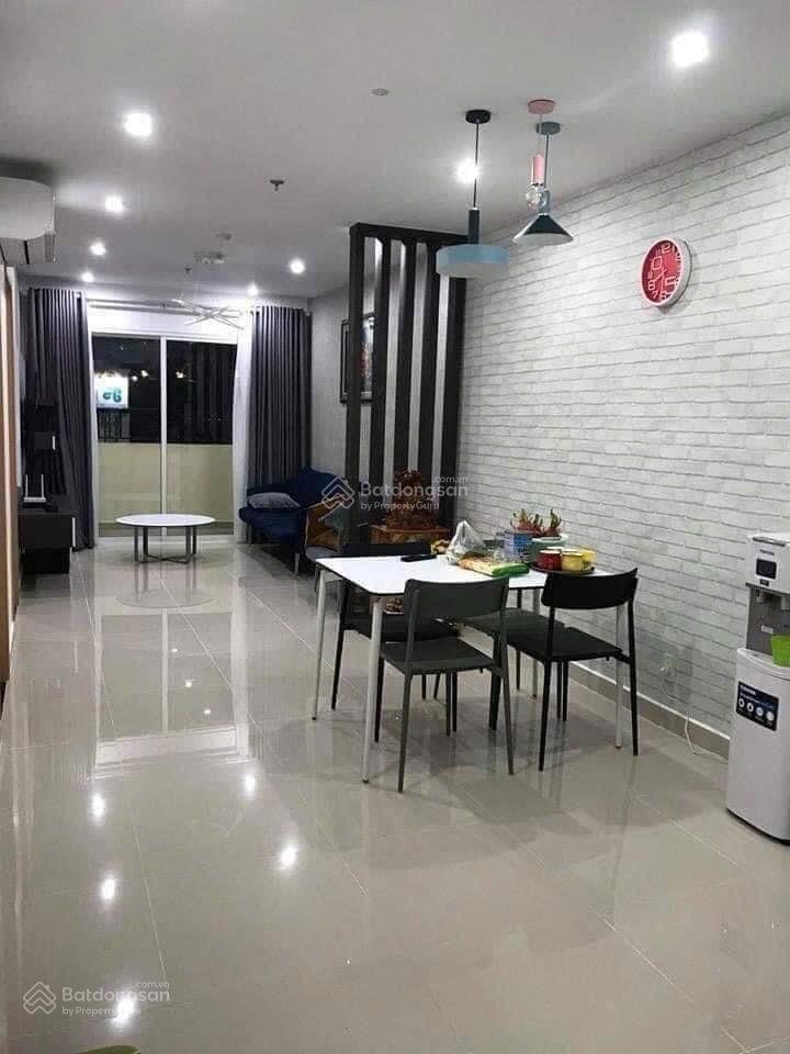 Bán căn hộ cityland park hills, giá cho căn 2pn 2wc, có nội thất chỉ 5 tỷ, có sổ hồng