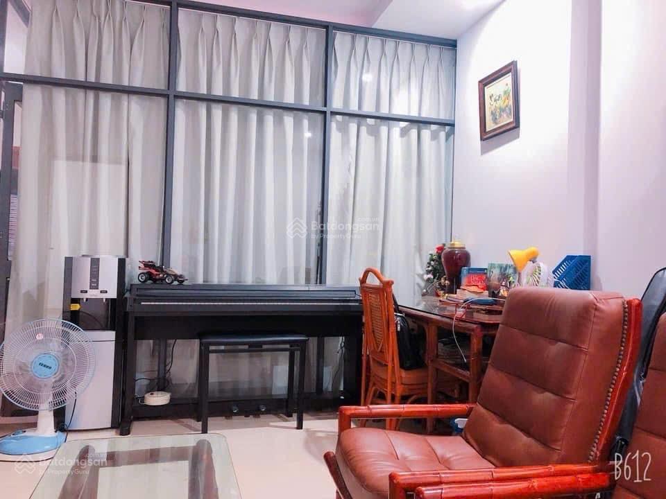 Cityland lock mới ch2 giá tốt 2pn 2wc sổ hồng lâu dài giá chỉ 5,1 tỷ thôi ạ!