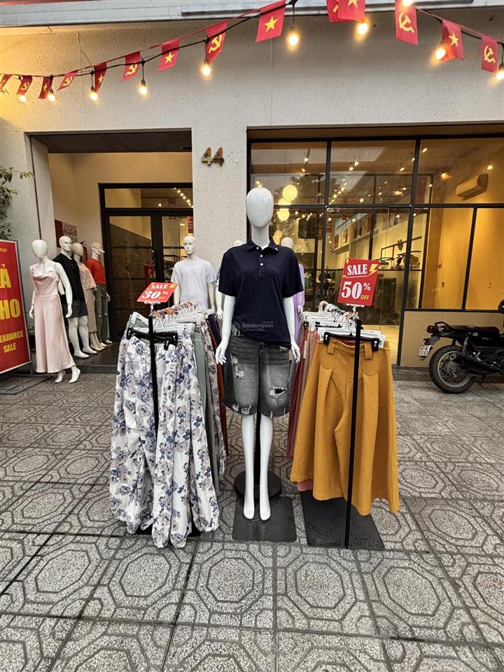 Cho thuê mặt bằng mặt tiền 44 xuân thủy, an khánh (thảo điền cũ) hoàn thiện, vào kinh doanh ngay