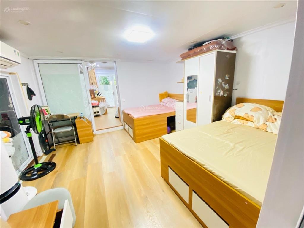 Cầu giấy mà chỉ 2.6 tỷ có sổ đỏ, sử dụng 63m2, 2 ngủ thì có chốt vội không?