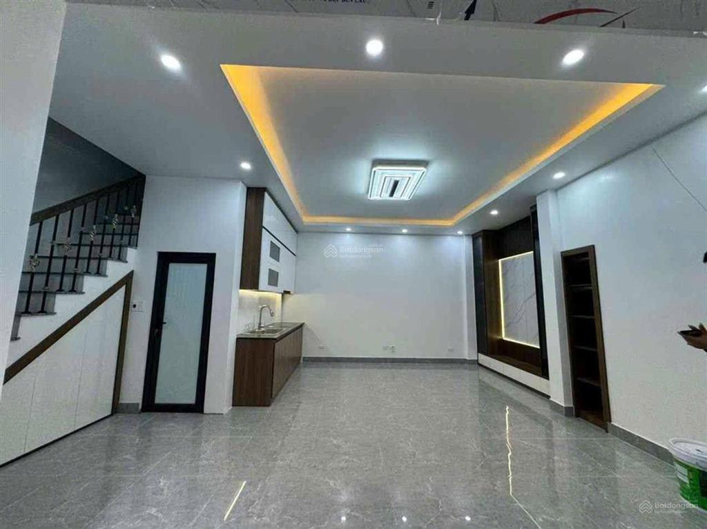 Nhà đẹp 5 tầng ngay ngã tư hồ tùng mậu  xuân thủy  phạm hùng, nội thất xịn xò sẵn ở