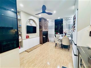 Ngay hồ tùng mậu 7 tầng có thang máy, full nội thất chỉ việc xách vali gần ga tàu trên cao