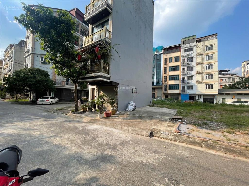 Siêu phẩm phân lô phú diễn kinh doanh/văn phòng, ngay sát đại học tài nguyên môi trường