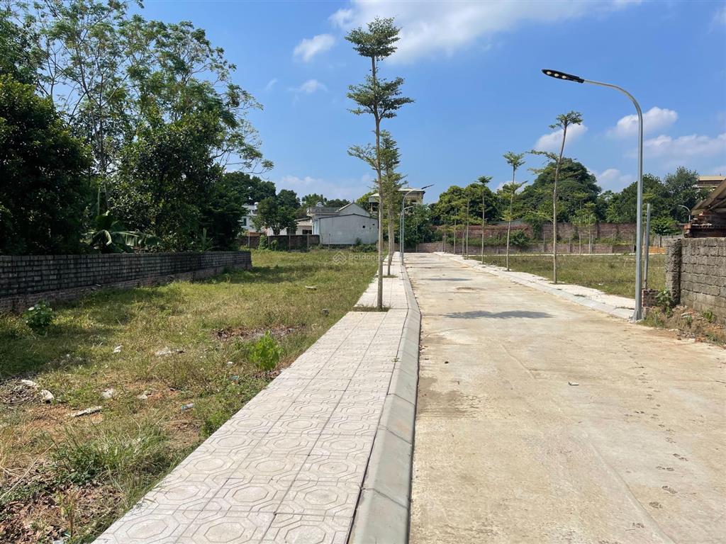 Đất đẹp tại hòa lạc 4,5 tỷ, 100m2 siêu hot uy tín