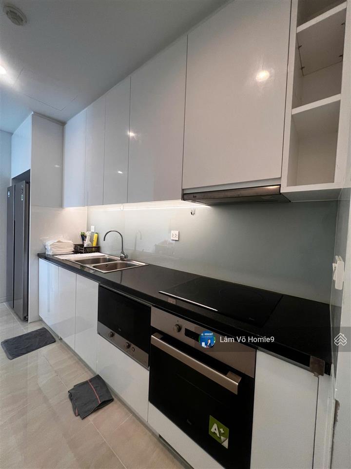 Bán gấp trong tuần giá tốt căn hộ 2pn,82,3m2,view hồ bơi,nội khu tầng cao tại sadora,full nội thất