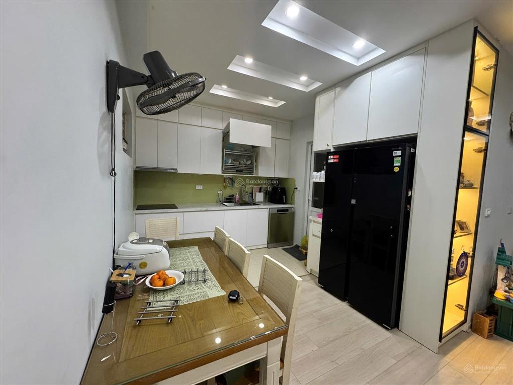 Căn hộ view hồ tầng trung vp3 bán đảo linh đàmhn zá tốt diện tích 70m thiết kế 2 phòng ngủ