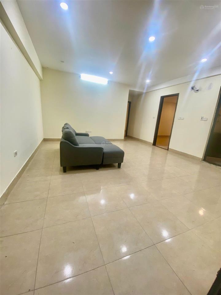 Bán nhanh căn sổ đỏ giá nhỉnh 3 tỷ rộng 68m2 tại kđt bắc linh đàm