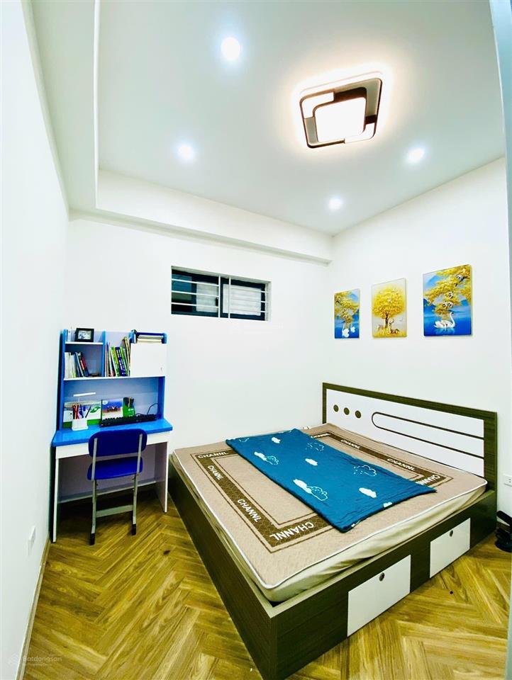 Hơn 3 tỷ có thương lượng cho căn sổ đỏ tại vp5 bán đảo linh đàm  hoàng liệt. phù hợp an cư lâu dài