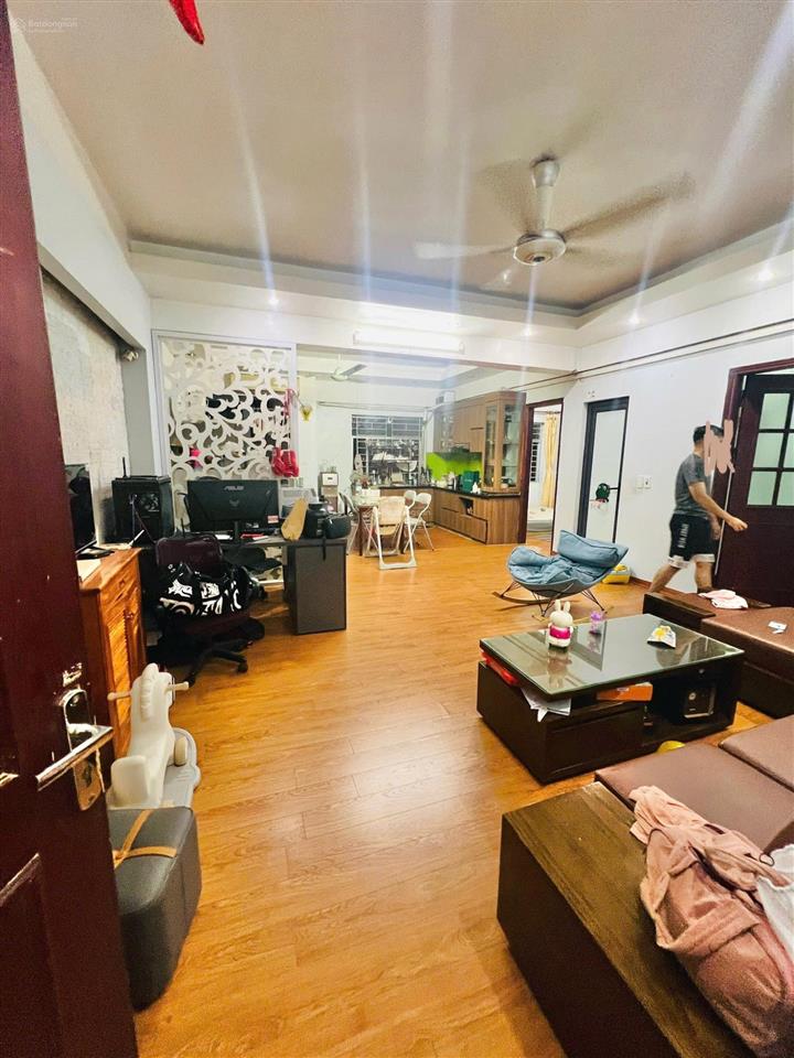 Chỉ hơn 5 tỷ cho căn góc 140m2 view hồ tại khu đô thị linh đàm vị trí thuận tiện, khu dân cư