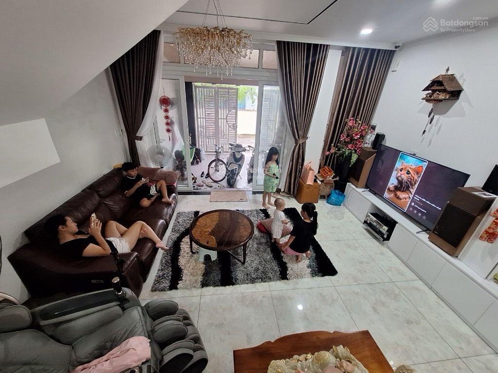 3 tầng 90m2(5x18) đường ôtô 6m ngay kiến thiết  tự do, hiệp phú quận 9 thủ đức, 4pn, 9,2 tỷ