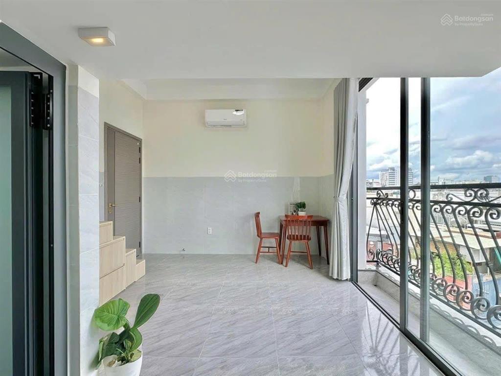 Gác lửng 40m2 full tiện nghi ngay hàng xanh, nguyễn gia trí