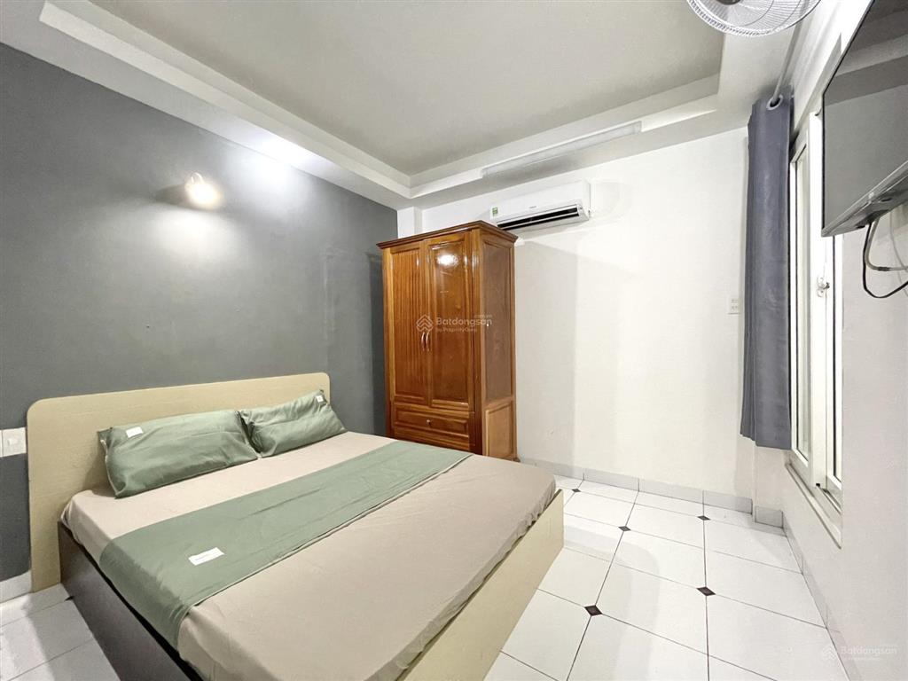 Căn hộ ban công 2pn  bếp riêng full tiện nghi ngay chợ phạm văn hai