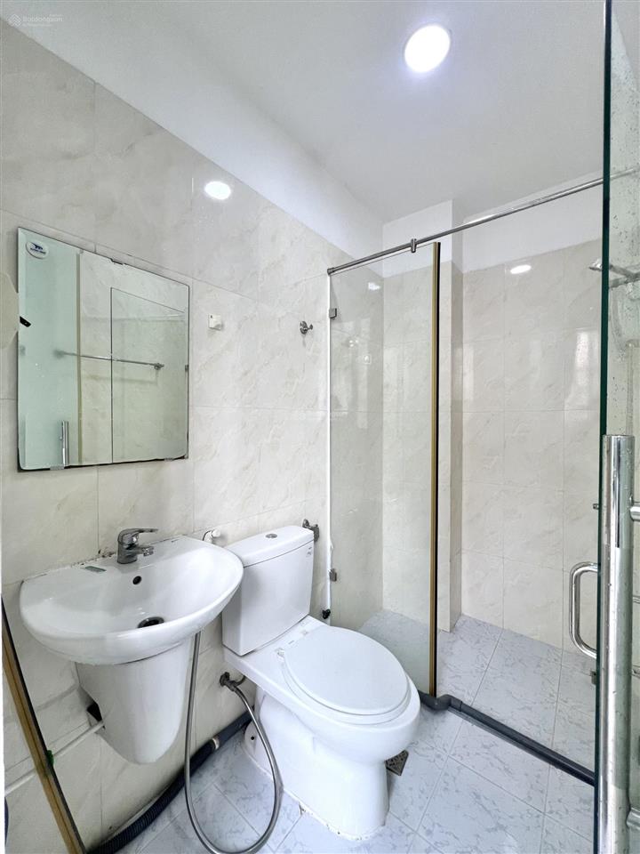 Ngay bv từ dũ, chợ bàn cờ  căn hộ đón nắng full tiện nghi