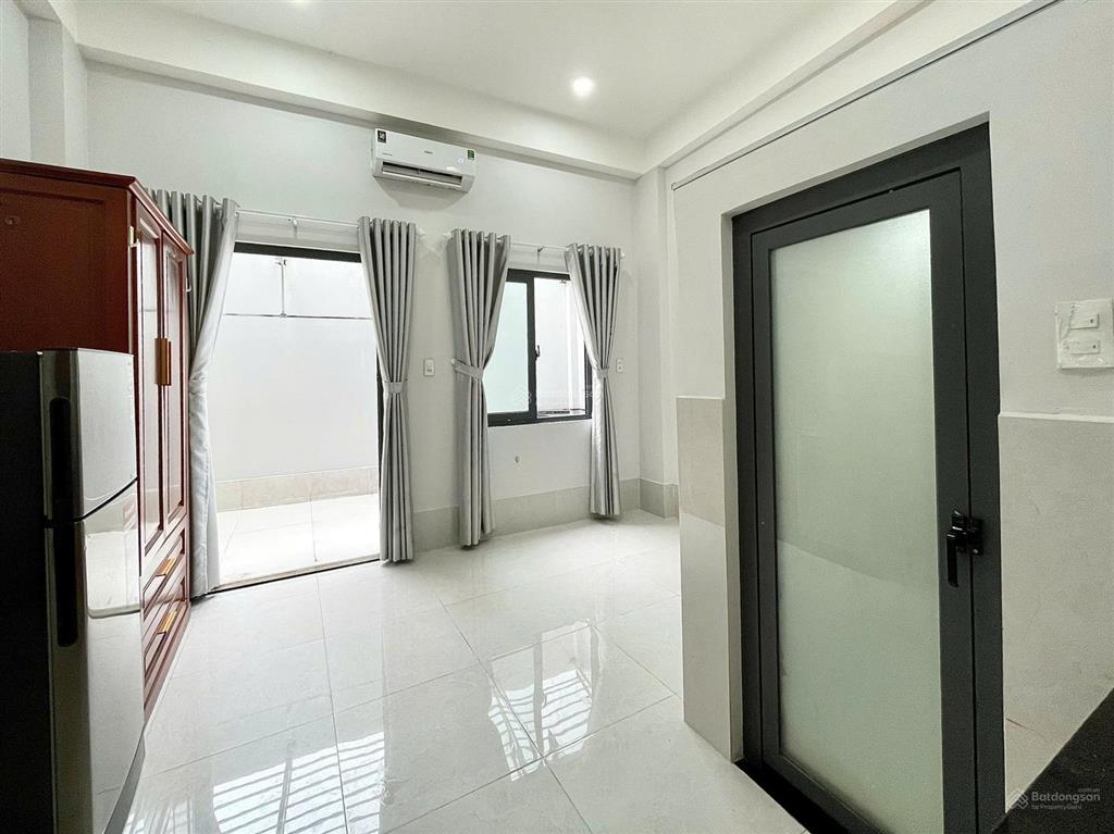 Ngay đh văn lang  phòng an ninh, tiện nghi, ô tô tận nhà