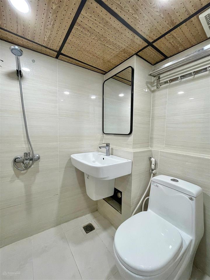 Ngay đh văn lang  phòng an ninh, tiện nghi, ô tô tận nhà