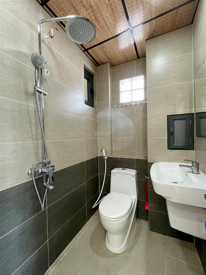 Phòng mới xây 30m2 full nội thất ngay cầu bình lợi, đh văn lang