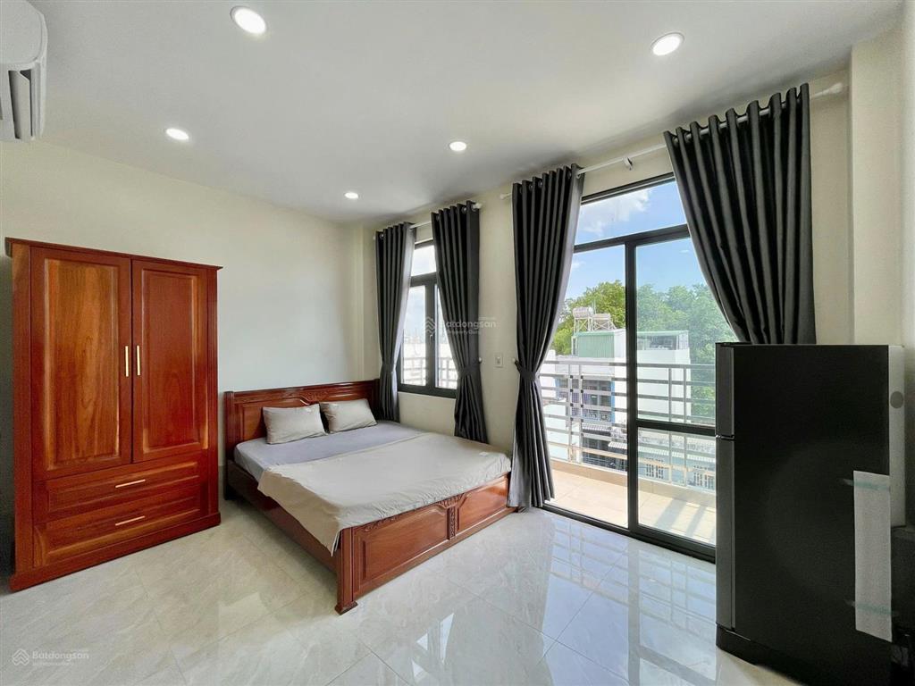 Phòng mới xây 30m2 full nội thất ngay cầu bình lợi, đh văn lang