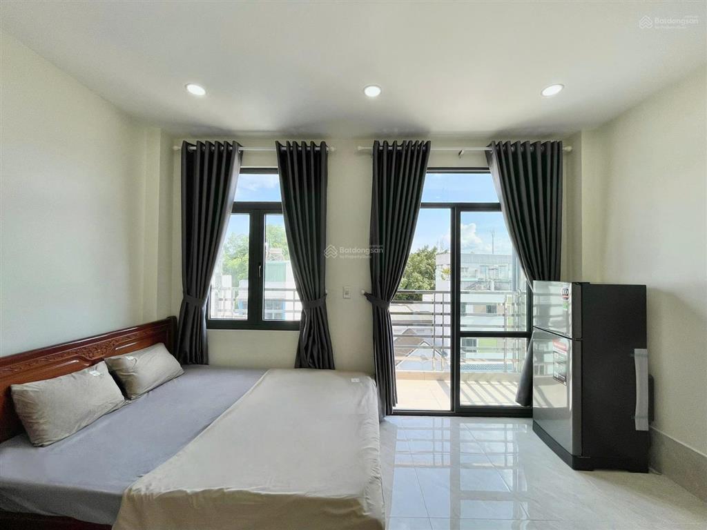 Phòng mới xây 30m2 full nội thất ngay cầu bình lợi, đh văn lang