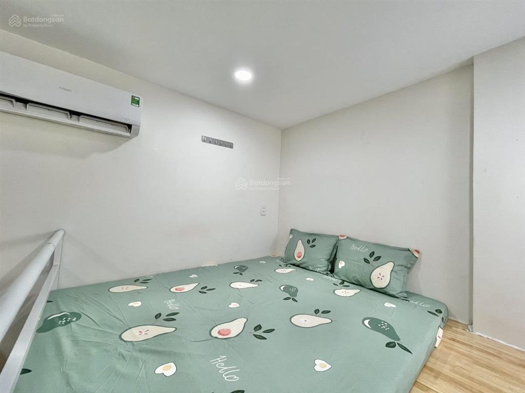 Gác lửng cửa sổ trời  full nội thất gần hàng xanh, đh gtvt