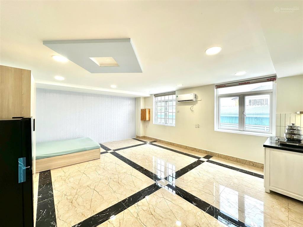 Studio 30m2 full nội thất mới xây gần bx quận 8, ueh cs n