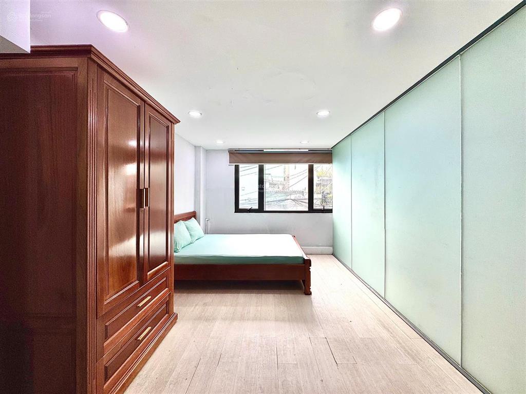 Studio đón nắng full nội thất giá tốt ngay bv hoàn mỹ, phan xích long