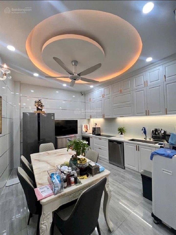 Chỉ 10 tỷ ..mặt tiền kd cạnh bình phú 6 tầng 4x20m. dòng tiền 60tr/th