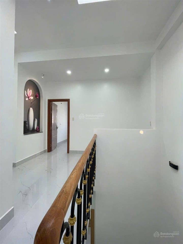 Mặt tiền kd 3 tầng  5x22m ngay âu cơ. chỉ 10 tỷ hơn