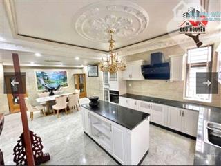 Bán mặt tiền nguyễn sơn 5 tầng 8x20m. 20 tỷ hơn  full nội thất sang trọng