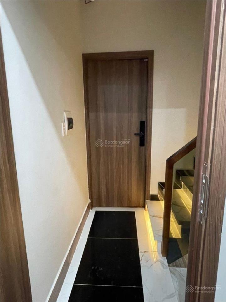 Dòng tiền 45tr/th  chdv 250m2 đối diện đầm sen. chỉ 8 tỉ nhỉn