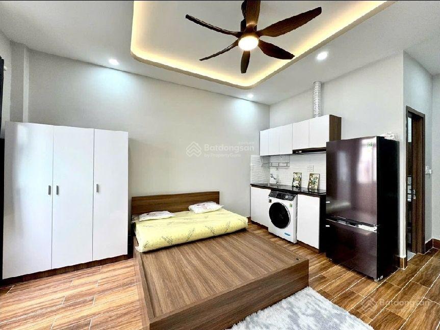 Dòng tiền 45tr/th  chdv 250m2 đối diện đầm sen. chỉ 8 tỉ nhỉn