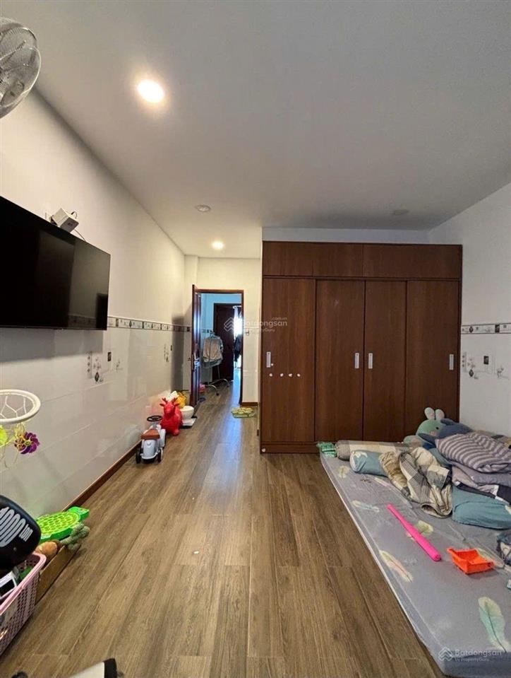 Chỉ 6 tỉ nhỉn sở hữu ngay nhà mới 5 tầng 4x15m liền kề aeon tên lửa full nội thất