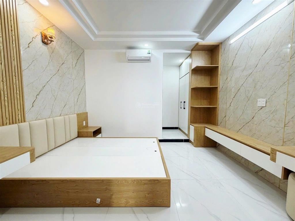 Mặt tiền kd 5 tầng 6x20m liền kề aeon tên lửa. chỉ 10 tỷ