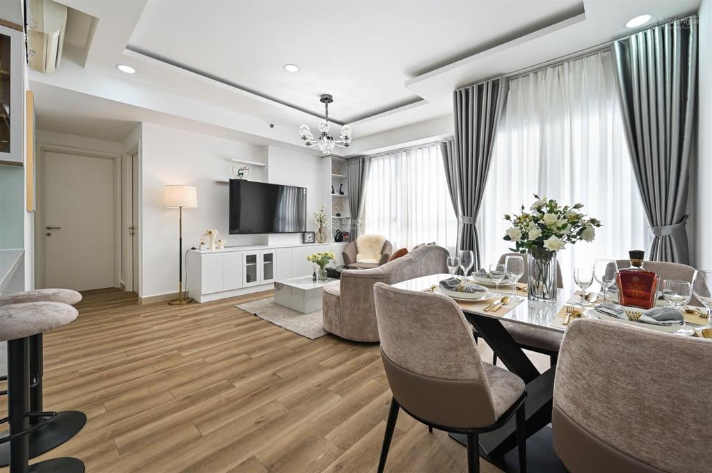 Cho thuê 2pn masteri thảo điền  22tr  căn góc  nhà đẹp