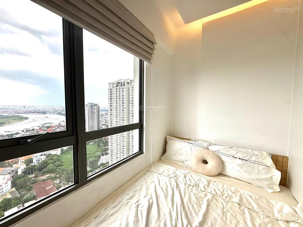 View sông  bán 2pn masteri  tầng đẹp hỗ trợ vay 80%  70m2  giá hot 8,5 tỷ all in.  0909 634 ***