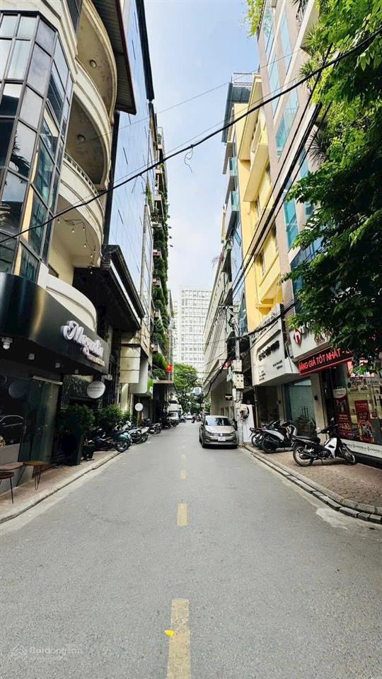 Phân lô phố vỉa hè phố vip đống đa 6 tầng 63m2 có ô chờ thang máy kinh doanh văn phòng đẹp